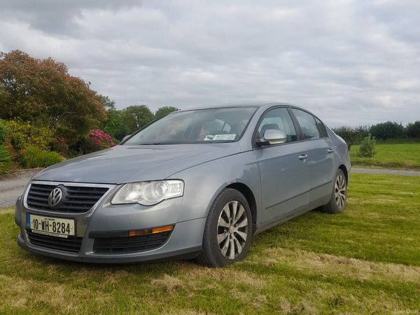 Volkswagen Passat Saloon, Diesel, 2010, Grey