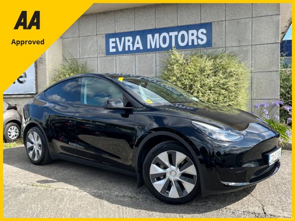 Tesla Model Y SUV, Electric, 2023, Black