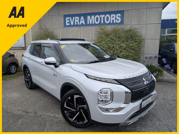 Mitsubishi Outlander SUV, Petrol Plug-in Hybrid, 2022, White