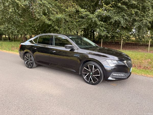 Skoda Superb Saloon, Diesel, 2022, Black
