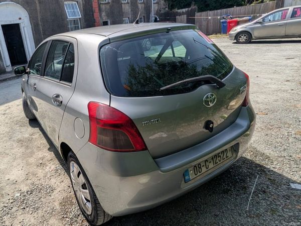 Toyota Yaris Hatchback, Petrol, 2008, Silver