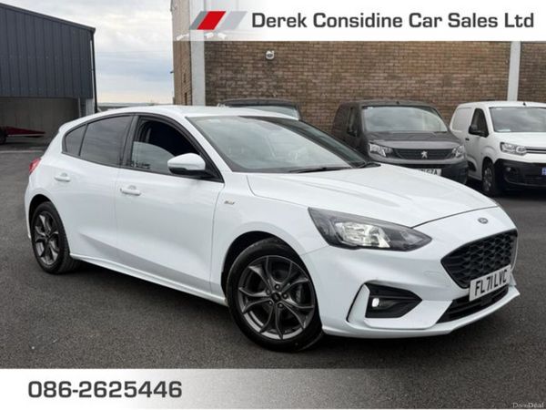 Ford Focus Hatchback, Diesel, 2021, White