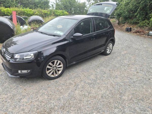 Volkswagen Polo Hatchback, Diesel, 2013, Black