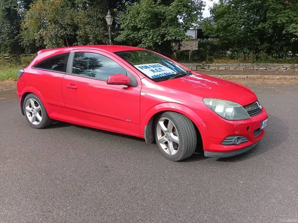 Opel Astra Hatchback, Diesel, 2009, Red
