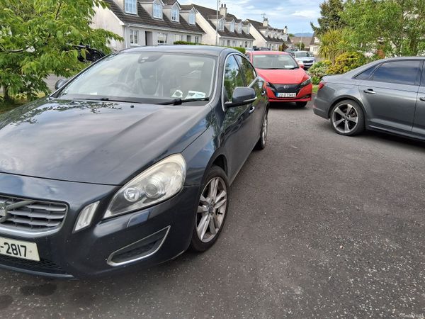 Volvo S60 Saloon, Diesel, 2012, Grey