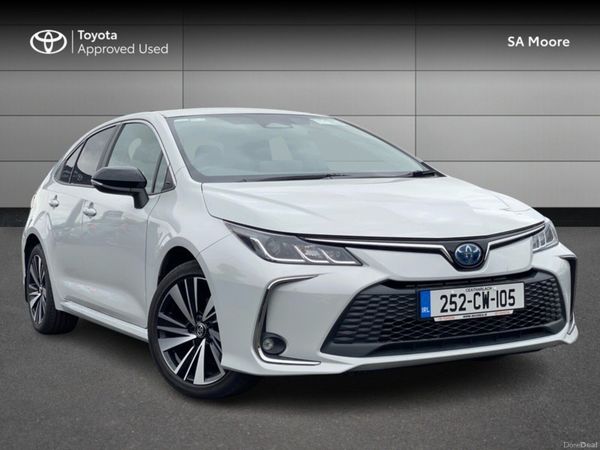 Toyota Corolla Saloon, Petrol Hybrid, 2025, Grey
