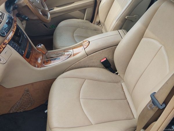 Mercedes-Benz E-Class Saloon, Petrol, 2007, Blue