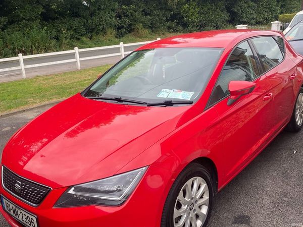 SEAT Leon Hatchback, Diesel, 2016, Red