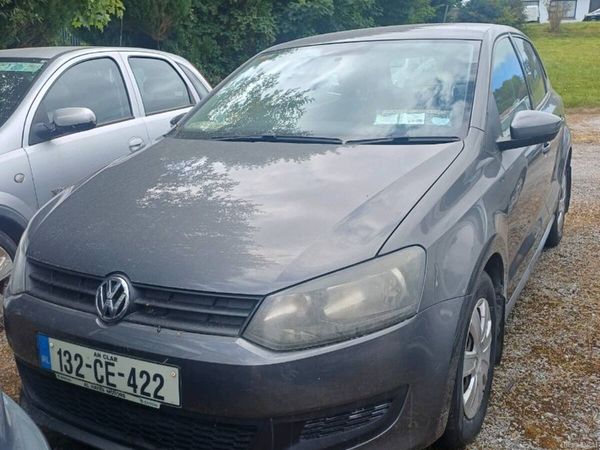 Volkswagen Polo Hatchback, Petrol, 2013, Grey