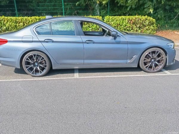 BMW 5-Series Saloon, Diesel, 2018, Blue