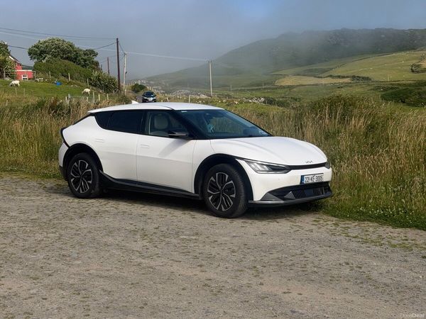 Kia EV6 MPV, Electric, 2022, White