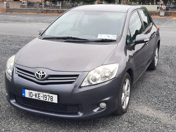 Toyota Auris Hatchback, Diesel, 2010, Grey