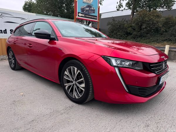 Peugeot 508 Estate/Jeep, Petrol Plug-in Hybrid, 2022, Red