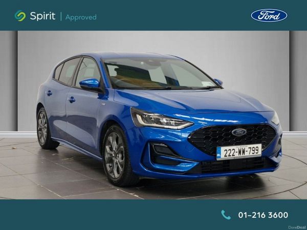 Ford Focus Hatchback, Petrol, 2022, Blue