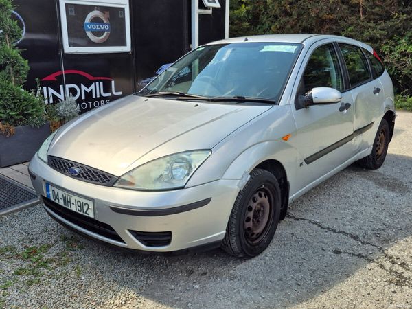 Ford Focus Hatchback, Petrol, 2004, Silver