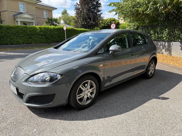 SEAT Leon Hatchback, Diesel, 2010, Grey