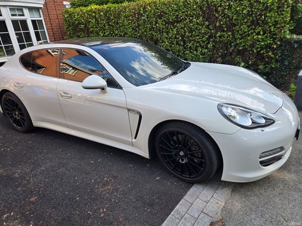 Porsche Panamera Hatchback, Diesel, 2012, White