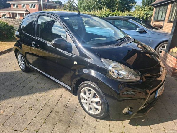Toyota Aygo Hatchback, Petrol, 2013, Black