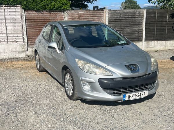 Peugeot 308 Hatchback, Diesel, 2011, Silver
