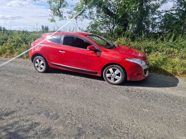 Renault Megane Coupe, Diesel, 2011, Red