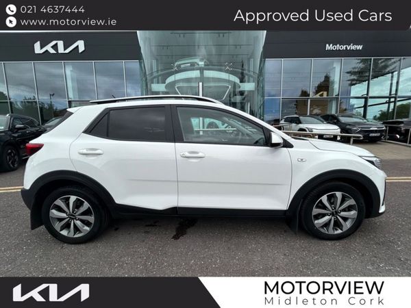 Kia Stonic SUV, Petrol, 2022, White