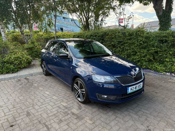 Skoda Rapid Hatchback, Petrol, 2014, Blue
