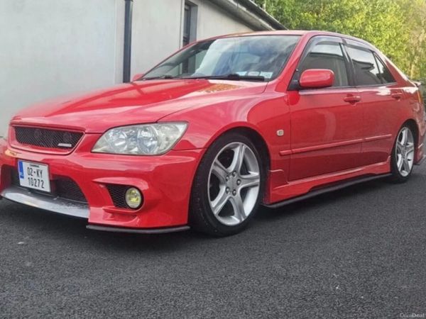 Toyota Altezza Saloon, Petrol, 2002, Red