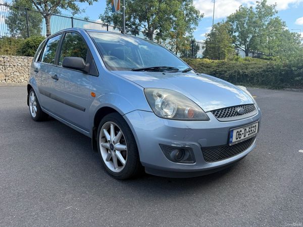 Ford Fiesta Hatchback, Petrol, 2006, Blue