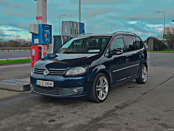 Volkswagen Touran MPV, Petrol, 2013, Blue