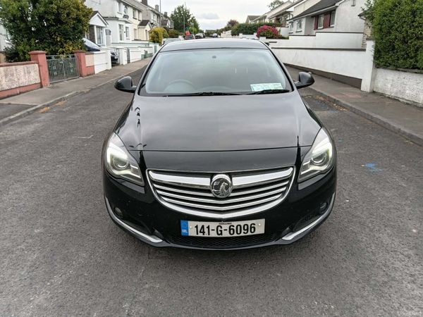 Vauxhall Insignia Hatchback, Diesel, 2014, Black