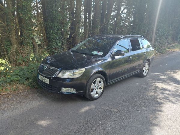 Skoda Octavia Estate, Diesel, 2013, Black
