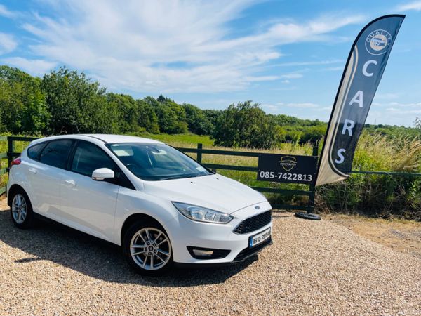 Ford Focus Hatchback, Diesel, 2015, White