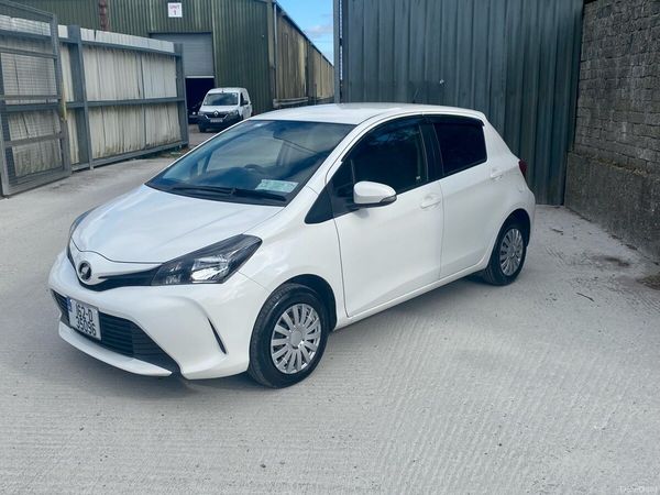 Toyota Vitz Hatchback, Petrol, 2016, White