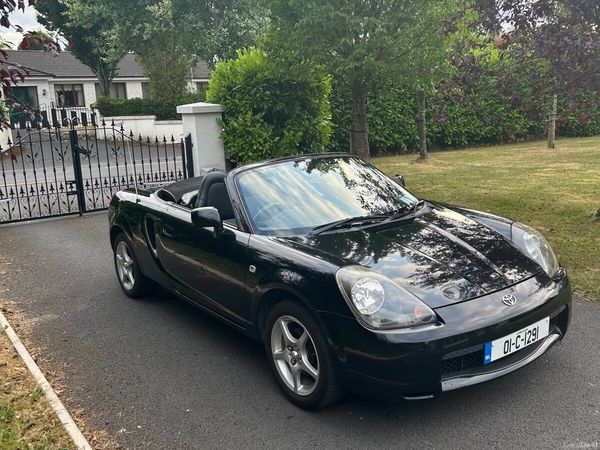 Toyota MR2 Convertible, Petrol, 2001, Black