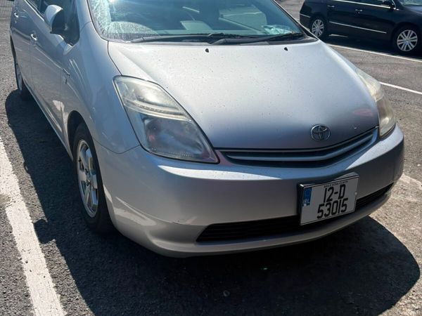 Toyota Prius Hatchback, Petrol Hybrid, 2012, Silver