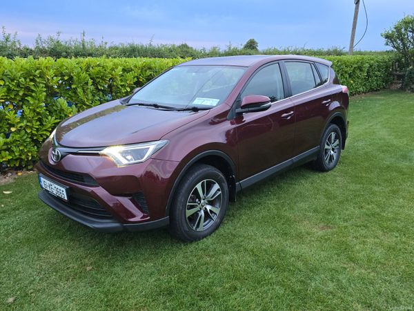 Toyota RAV4 SUV, Diesel, 2016, Red