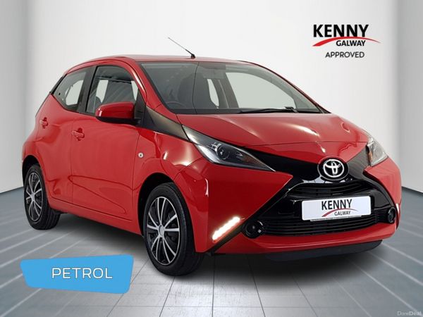Toyota Aygo Hatchback, Petrol, 2016, Red