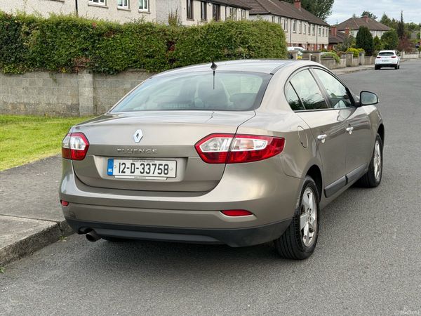 Renault Fluence Saloon, Diesel, 2012, Gold