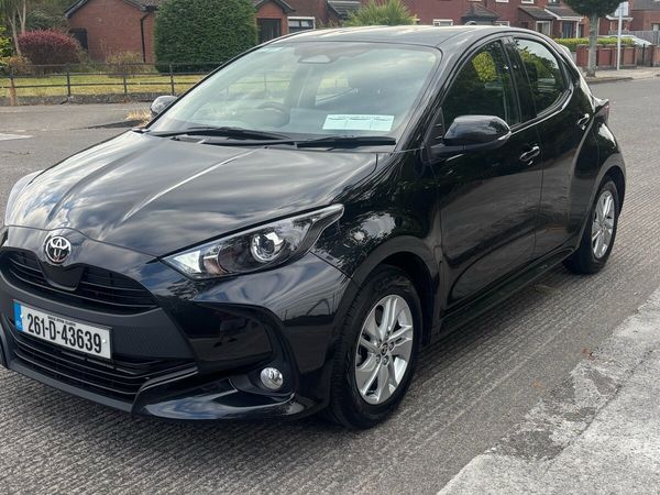 Toyota Yaris Hatchback, Petrol Hybrid, 2026, Black