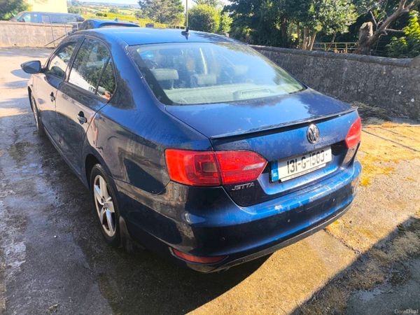 Volkswagen Jetta Saloon, Diesel, 2013, Blue