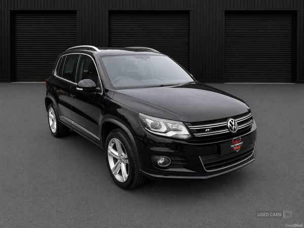 Volkswagen Tiguan , Petrol, 2015, Black