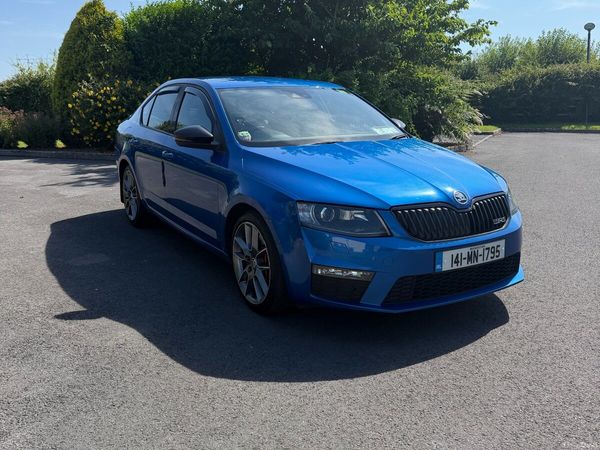 Skoda Octavia Hatchback, Diesel, 2014, Blue