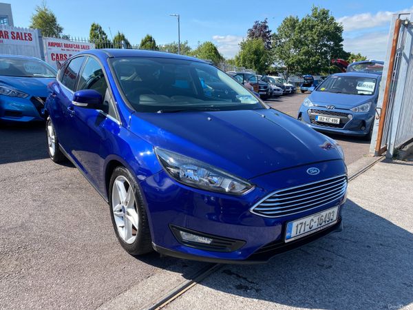 Ford Focus Hatchback, Petrol, 2017, Blue