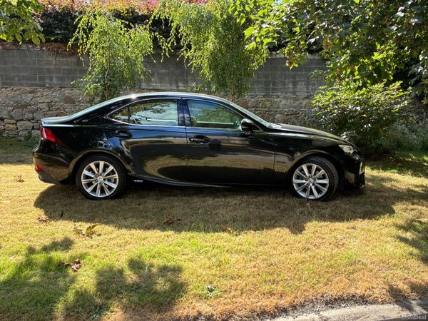 Lexus IS Saloon, Petrol Hybrid, 2014, Black