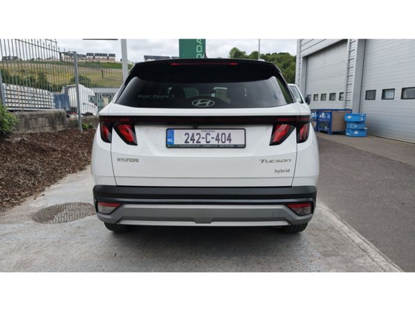Hyundai Tucson SUV, Petrol Hybrid, 2024, White