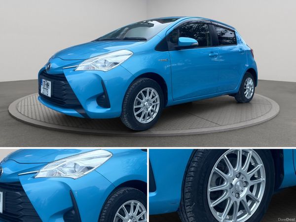 Toyota Vitz Hatchback, Petrol Hybrid, 2017, Blue