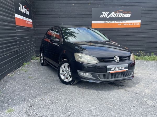Volkswagen Polo Hatchback, Petrol, 2013, Black