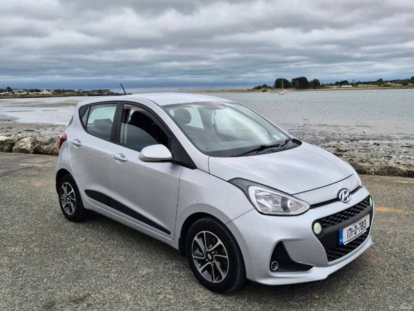 Hyundai i10 Hatchback, Petrol, 2017, Grey
