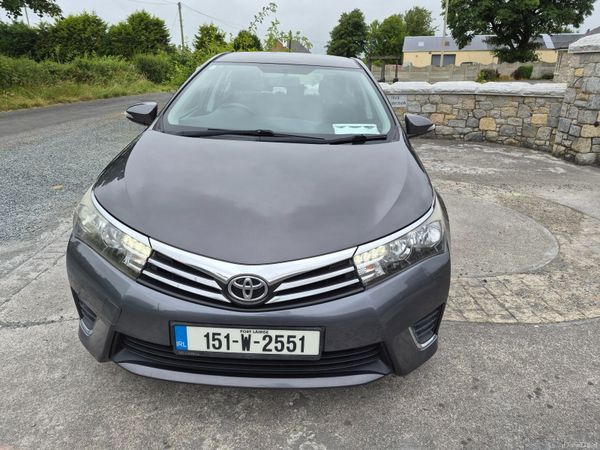 Toyota Corolla Saloon, Diesel, 2015, Grey