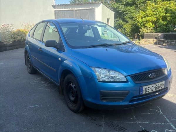 Ford Focus Hatchback, Petrol, 2005, Blue